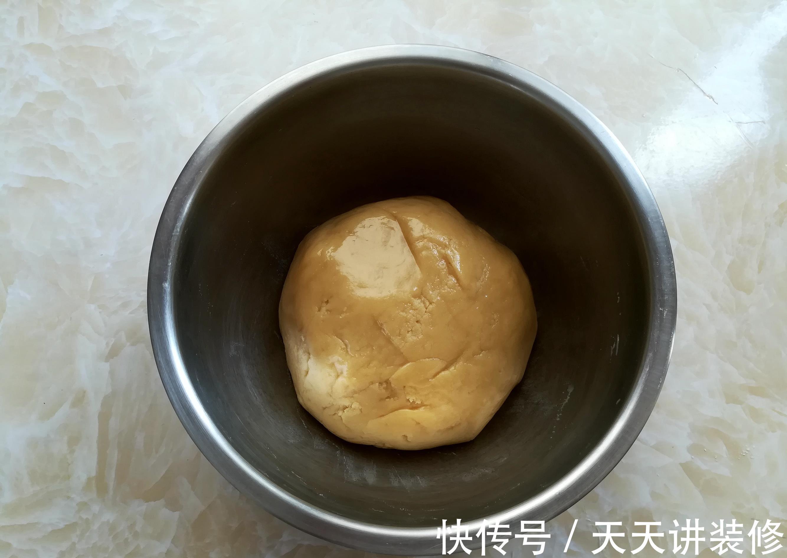 白莲蓉|月饼厂老师傅教做月饼,不收腰不泄脚,配方和要点全在这儿