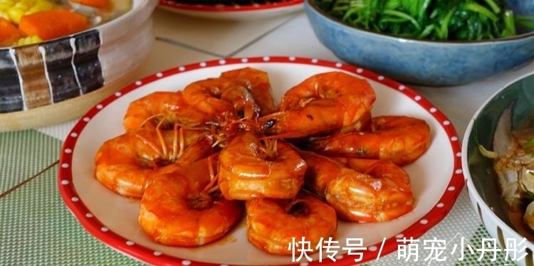 儿子大学，老两口的中秋家宴，6道家常菜，网友：家里饭菜就是香