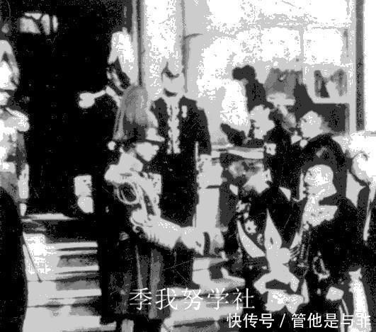 日本|伪满洲国皇帝溥仪检阅部队日本人的傀儡 美国军事网站组图!