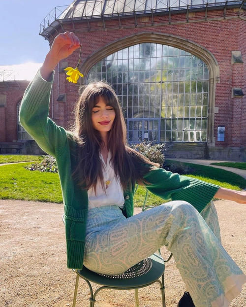 显瘦10斤的“作弊穿法”，春天日常搭配用起来，超好看