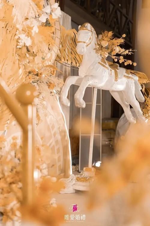 这场被赋予了干净纯粹气质的香槟色系婚礼，是你喜欢的风格吗？