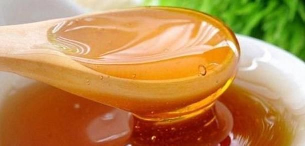 蜂蜜|女性想减肥,每天坚持吃“3宝”,排出黑臭宿便,甩掉大肚腩