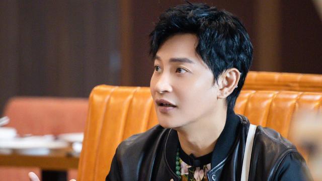 《追光吧!哥哥》出现情商最低的嘉宾,故意耍大牌,金星都圆不回