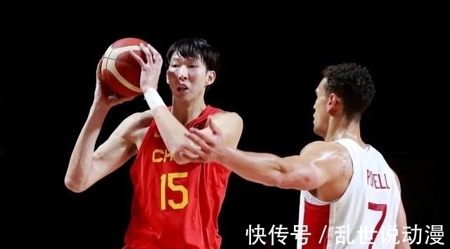 周琦|五人替补出场40分钟0得分,中国男篮两大问题凸显,杜锋要早应对