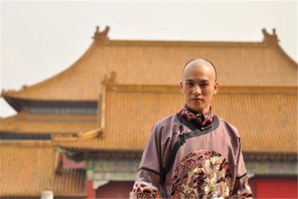 九弟|聪明又有钱,身为帝王九弟,允禟在牢里死前只说一字,让人可惜