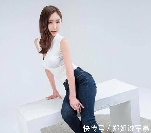 牛仔裤|清纯漂亮的牛仔裤美女,塑造完美身形,焕发时尚的光彩!