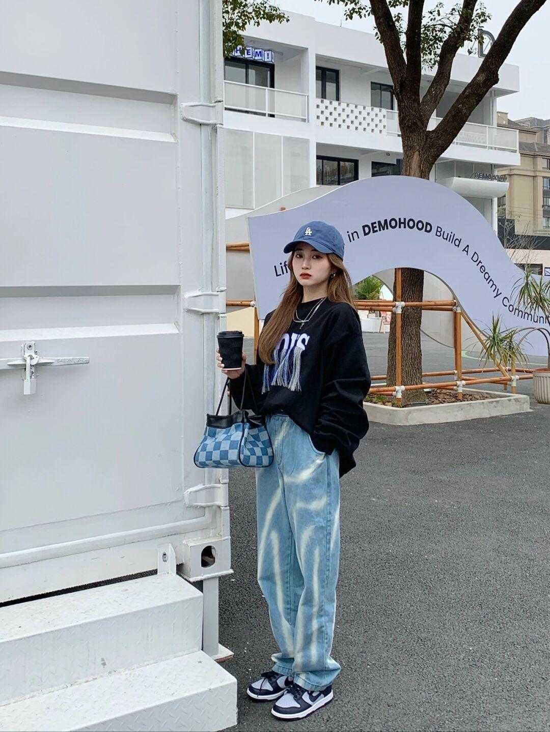 大长腿|初春的卫衣就该这样搭,减龄时髦又有个性,让你轻松美出新高度