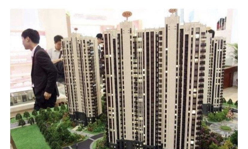 车站|老公为了贪图便宜,坚持买“边路房”,入住20天后气得我想搬家!