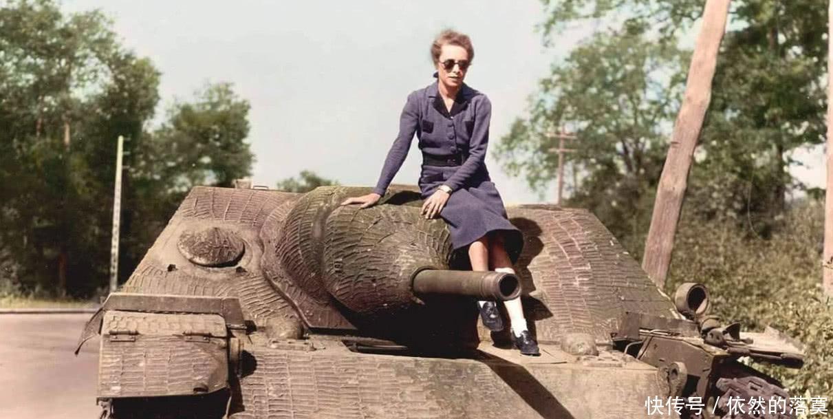 德军|二战彩色老照片神情呆滞的日本战俘、坐在德军坦克上的法国女人！