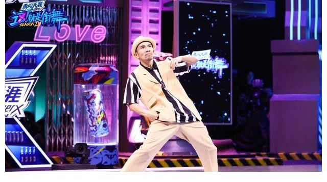 總導(dǎo)演|《街舞4》收視口碑過高那下一季怎么辦？對此總導(dǎo)演間接做出回應(yīng)