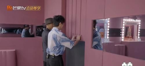 瑞奇|《哥哥》：一開始以為是看哥哥們答題，看完后才發現原來主角是門