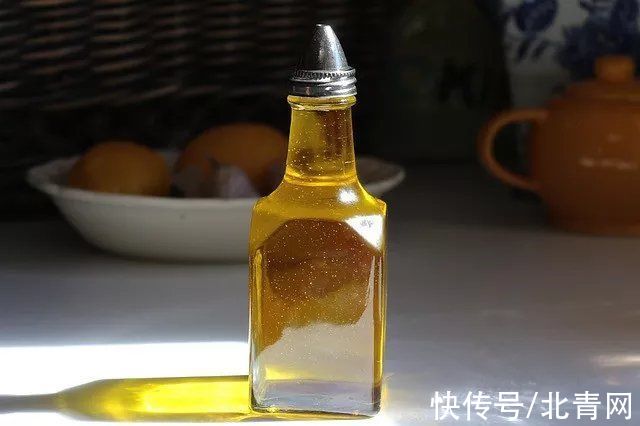 酸败|家里的油壶这样用，小心会致癌，很多家庭都在做