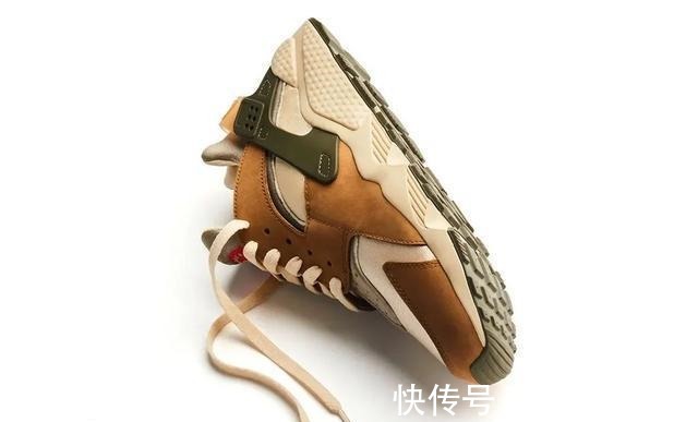 华莱士 说要给女神买这双鞋,她竟然主动给了我电话和地址……!