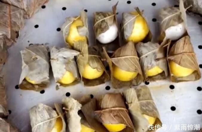 我花8块钱买的早餐,带到单位后,被经理用100块抢走