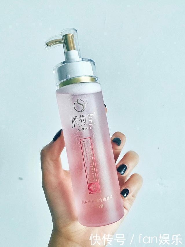 女生|女生脸上有这些特点,说明你很适合穿洛丽塔,我只中了一个