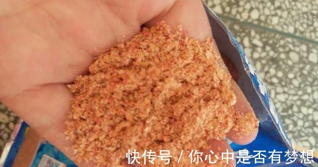 调漂|三伏天垂钓，九一八鱼饵这样配才叫真的好，大鲫鱼大鲤鱼挤满钓点！