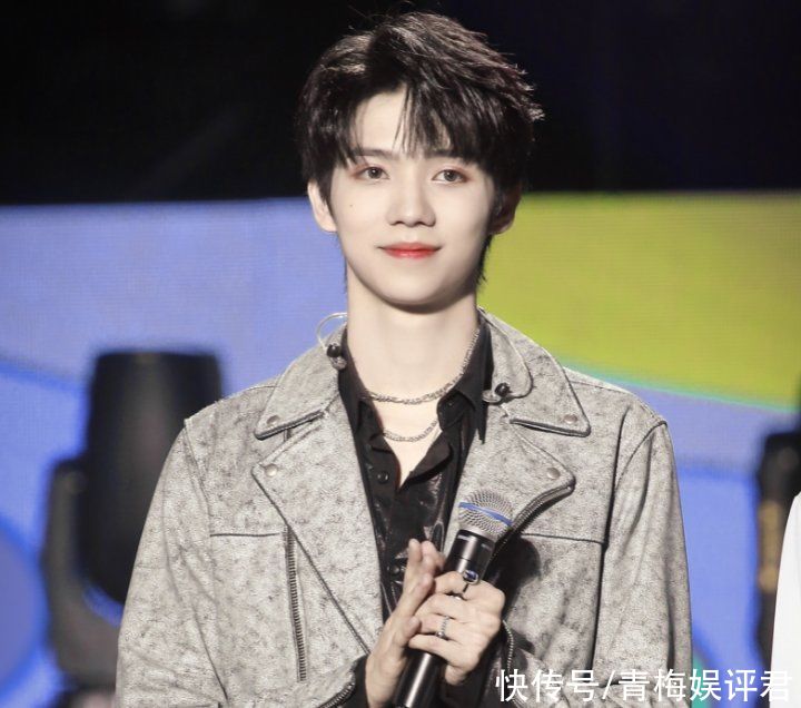 事件|“倒奶事件”后,《青3》低调成团:梦想不该为别人的错误买单