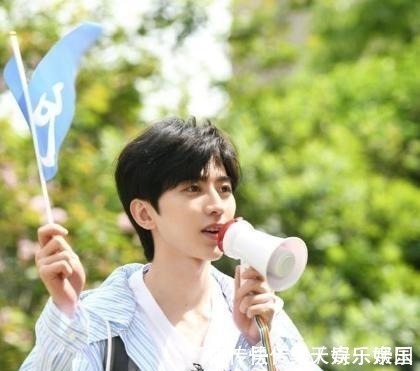 近期公认最火10部综艺极限垫底，奔跑吧第6，榜首实至名归！