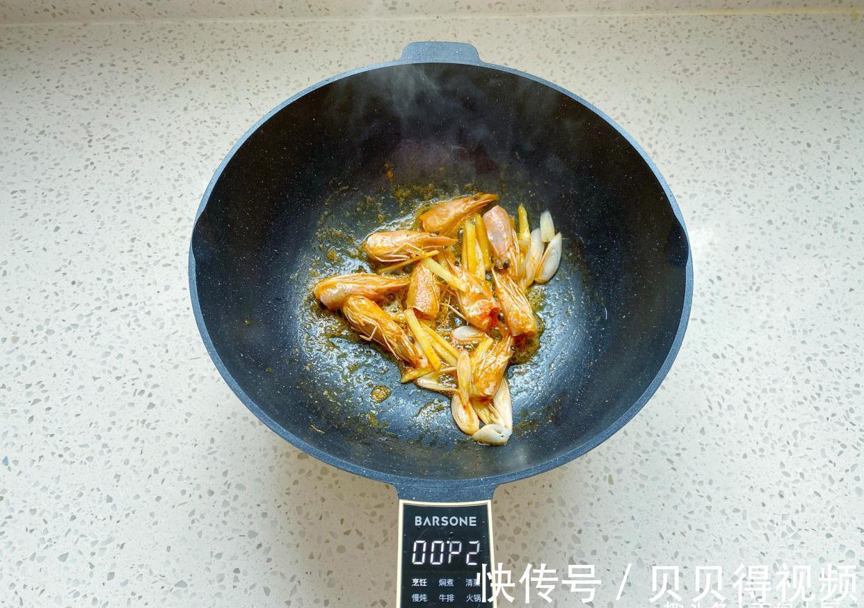 萝卜丝虾汤这样煮，味道鲜美又好喝，拌米饭汤汁都不剩
