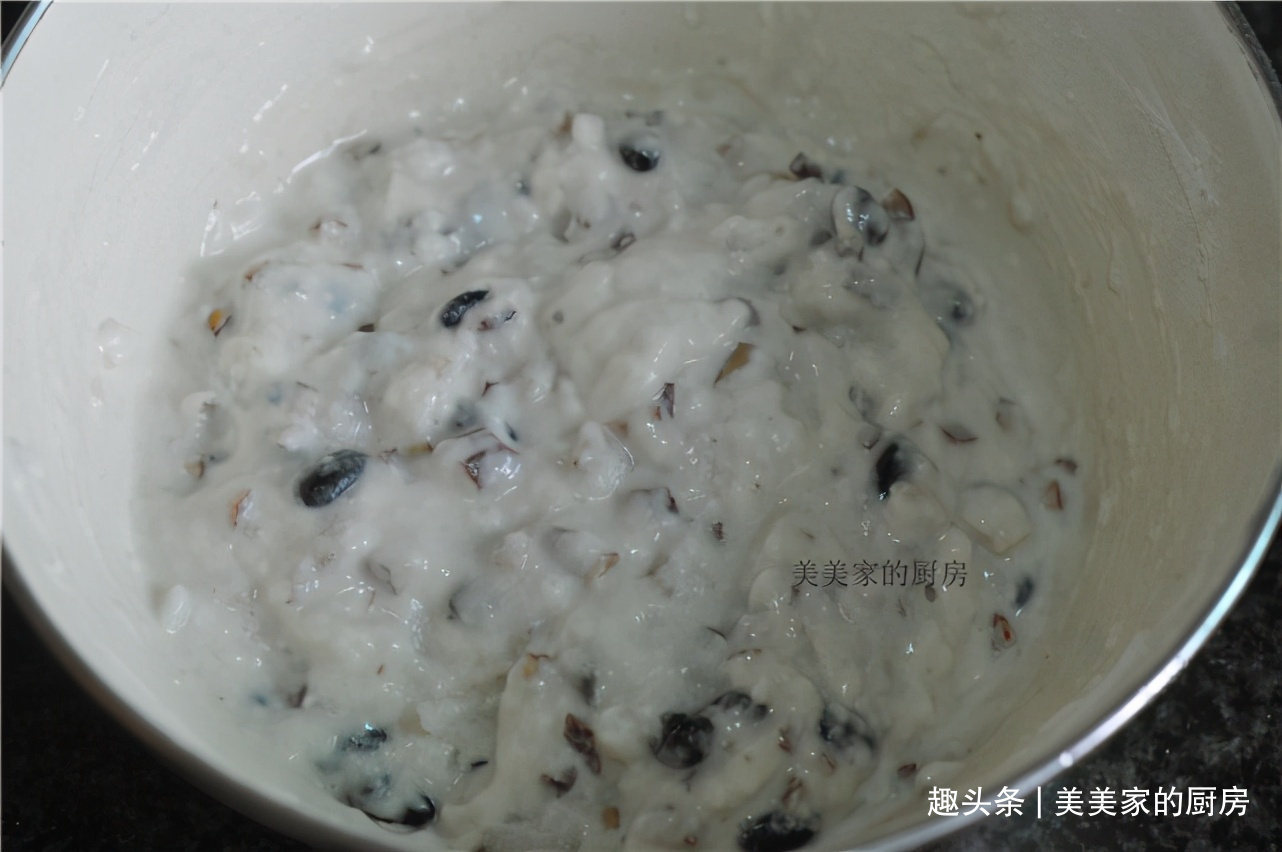 春吃韭菜夏吃瓜,秋天吃此物!锅里一蒸香甜软糯,空口就能吃一盘!