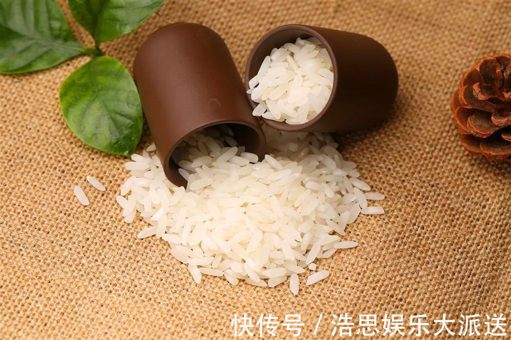 刚知道,保存大米竟这么简单!3个土方法,放1年不生虫不发霉