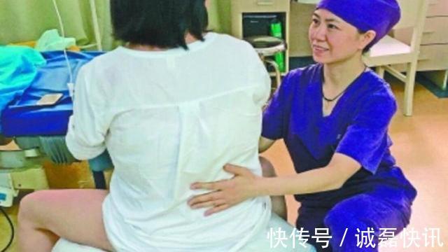 孕妇|高龄孕妇生二胎,仅仅七月剖腹产,打开肚子一片金黄