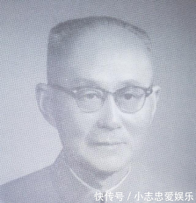 赵萝蕤:丈夫自杀自己入狱,她精神分裂,66岁译成《草叶集》