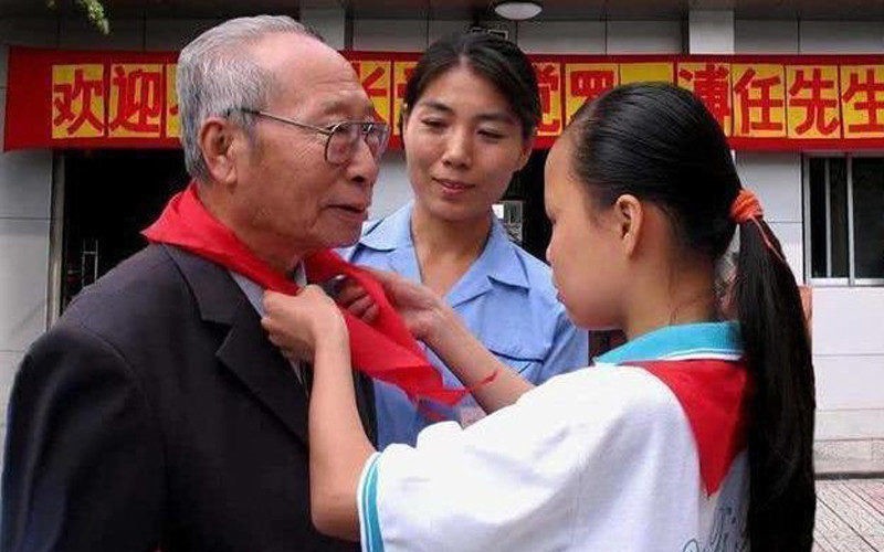 教书|奶奶是慈禧,哥哥是溥仪,大伯是光绪,他却低调教书,活到2015年