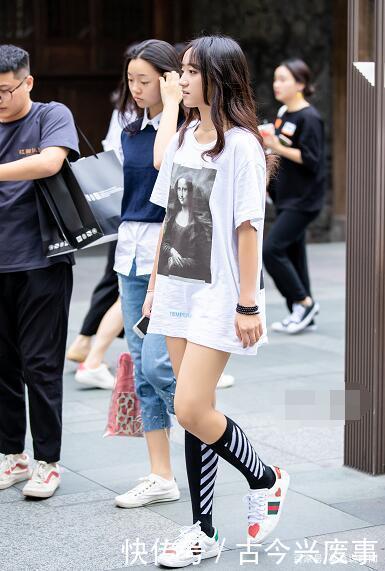 脸蛋|侧脸很漂亮的小妹妹们,好精致的脸蛋