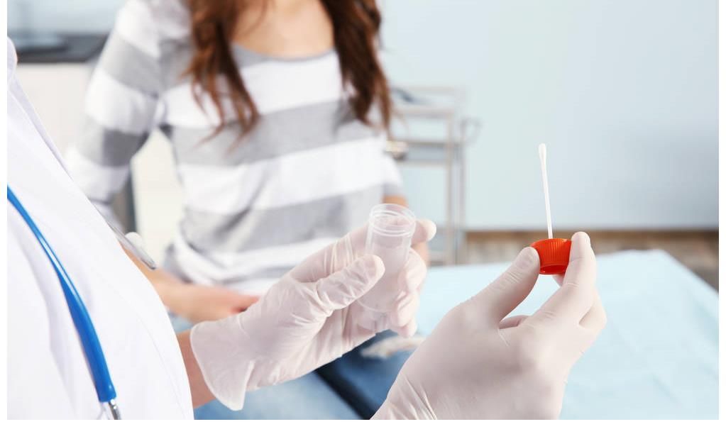 病变|医生提醒：女性上厕所出现1物，或是宫颈癌要“报到”，早查HPV