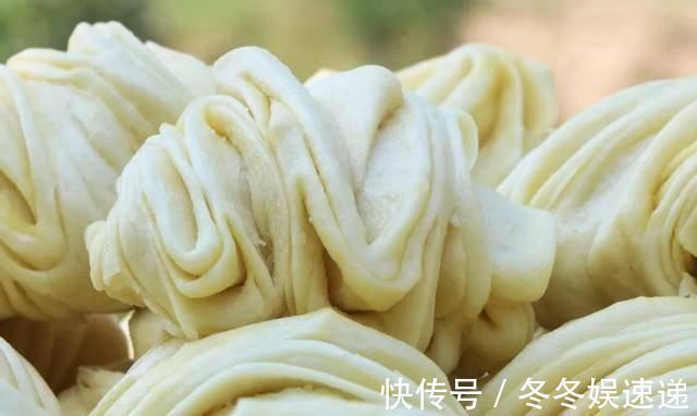 花卷最好吃最简单的做法，新手一看就会，比酵母简单又好吃