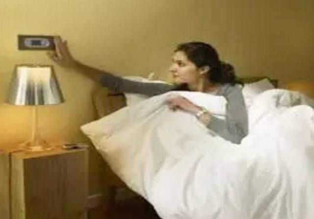 小宝宝|孕妈熬夜的时候,胎儿在腹中忙着“排毒”,看完答案后还敢熬吗?