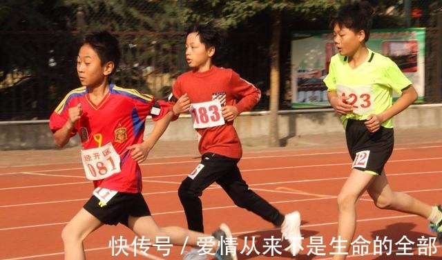 父母|李玫瑾有男孩的家庭,这3件事越“舍得”,孩子将来越有本事