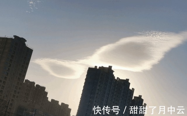 哥斯拉|网友在天空看到神秘“Z”,难道奥特曼是真实存在的