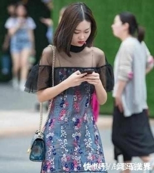 街拍|街拍：美女颜值高，穿搭漂亮，这样的街头时尚才有看头！