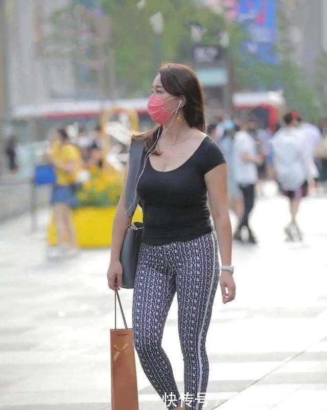 打底裤 个性美观的打底裤装扮更加显瘦优雅,提升整体形象,时尚成熟!