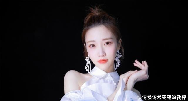 主持界第一腿精张纯烨，令《蒙面舞王》各女明星黯然失色