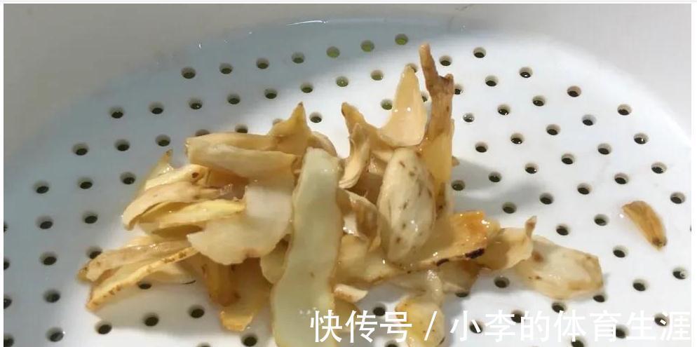 黄花菜|孩子容易烦躁爱发脾气，多炖这道汤给他喝，清心除烦，清润好喝