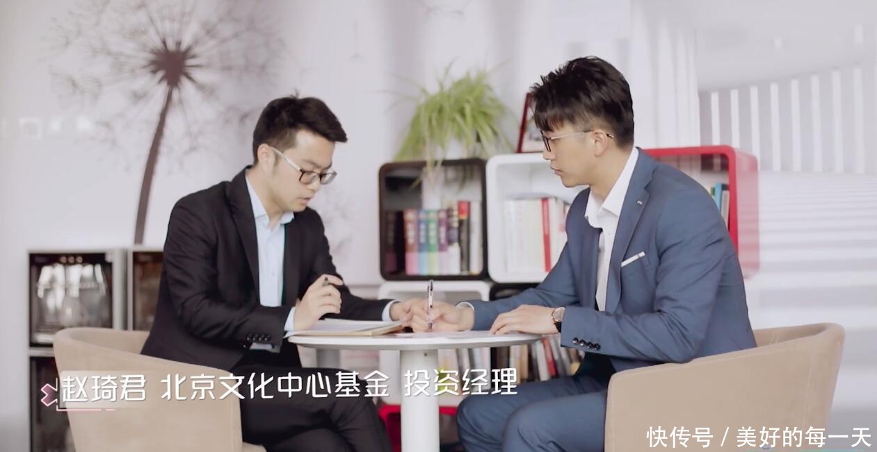 聊天撩人做饭高情商,烹饪中的情感交流:高情商聊天技巧助你成为厨艺大师