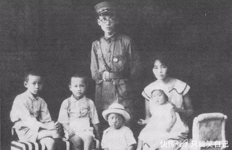 拍手叫好|郭沫若战乱中抛弃的日本妻子 死前做一举动, 中国人拍手叫好!