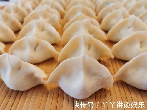 黄瓜|入秋后,韭菜靠边站,用它包饺子更鲜,营养健胃促消化,身体好