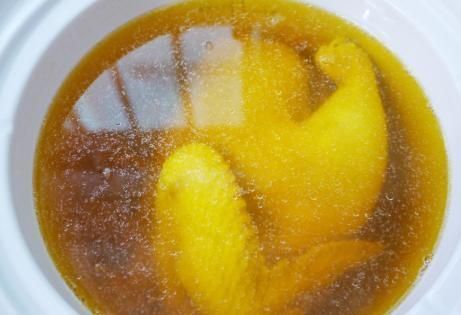 学会|炖鸡汤放盐有讲究,太早太晚口感差的大,学会正确做法,汤鲜肉嫩