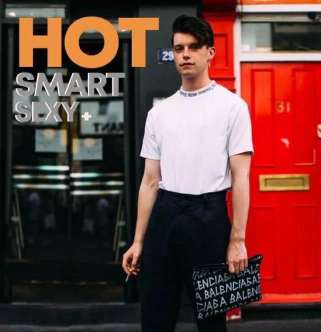 外国男士都爱用的手拿包，为何国人都不爱用？原因在这里