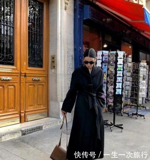洛薇 秋天街头的“法式优雅”，我劝你这样穿，法国女人的时髦，你也有！