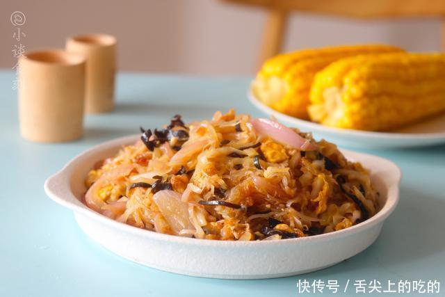 包菜|夏天,把这5种食材一起炒,连米饭都不用煮,营养全面,还特省事