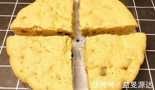 榨豆浆的豆渣别扔了,加个鸡蛋,搅一搅,几分钟做出好吃的