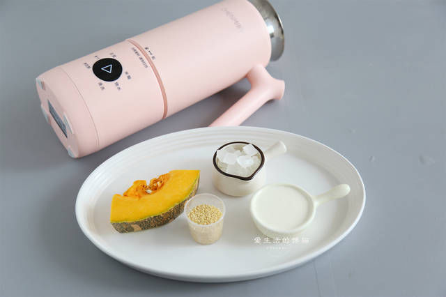 它是春季最佳饮品，钙质高，养脾胃，香浓爽滑，孩子爱喝还长个