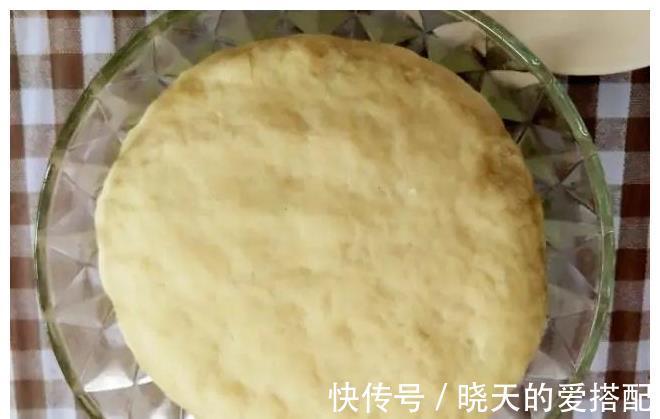 孩子想在学校门口买小吃，妈妈在家就能做，美味可口又干净卫生