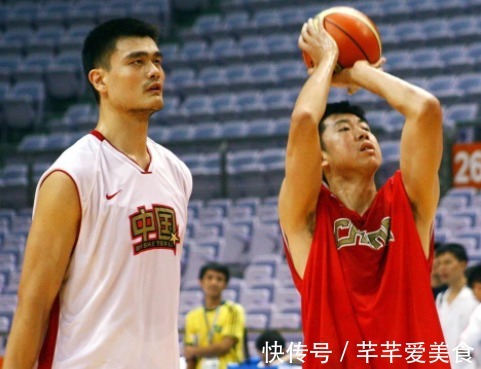 王治郅|假如都在巅峰期,中国男篮最强五人组有谁?姚明上榜,易建联落选