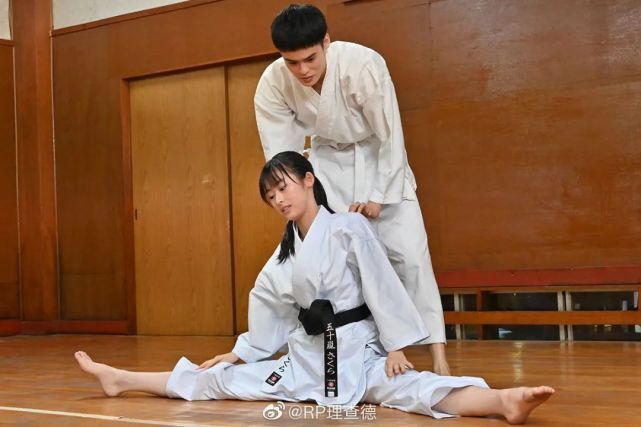 一辉|假面骑士Revice第6话先行图来袭,蘑菇头找上樱,Decade鲨鱼形态终于登场